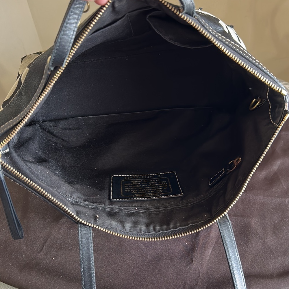 COACH Signature C Black & Gray Purse/Satchel/Handbag - Picture 13 of 16